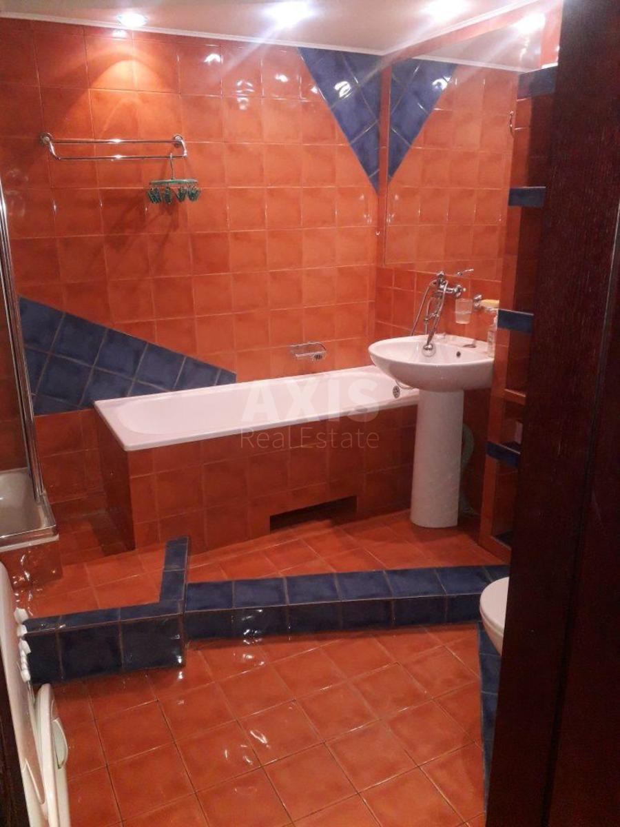 2k apartment vul. Andrjushhenka Grygorija 7/194