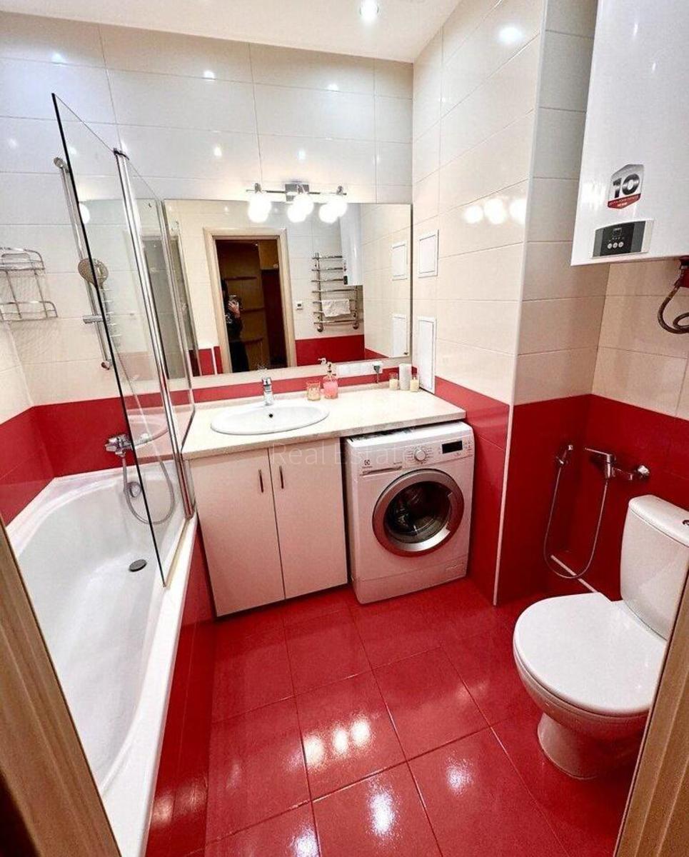 2k apartment vul. Yulia Zdanovska 46/16
