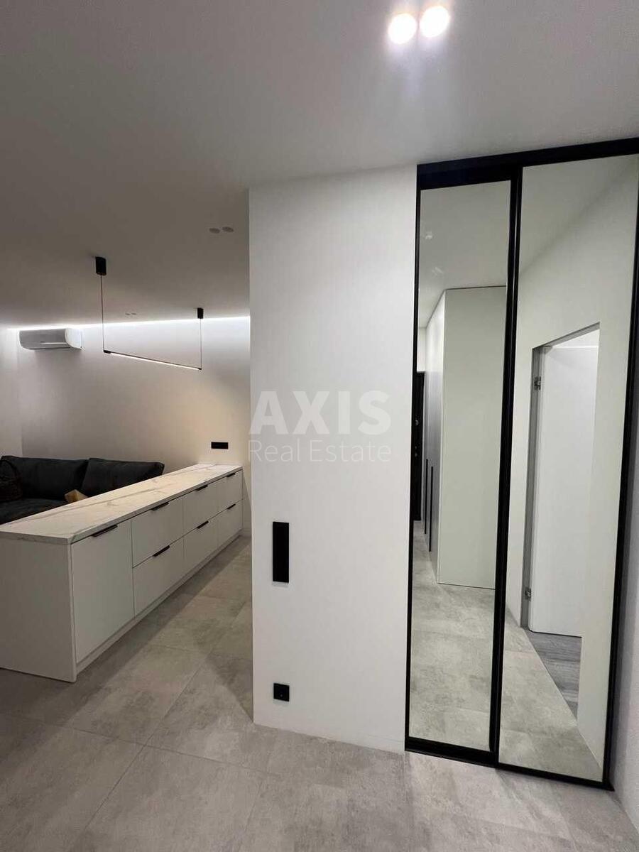 3k apartment vul. Kustanajs'ka 1311