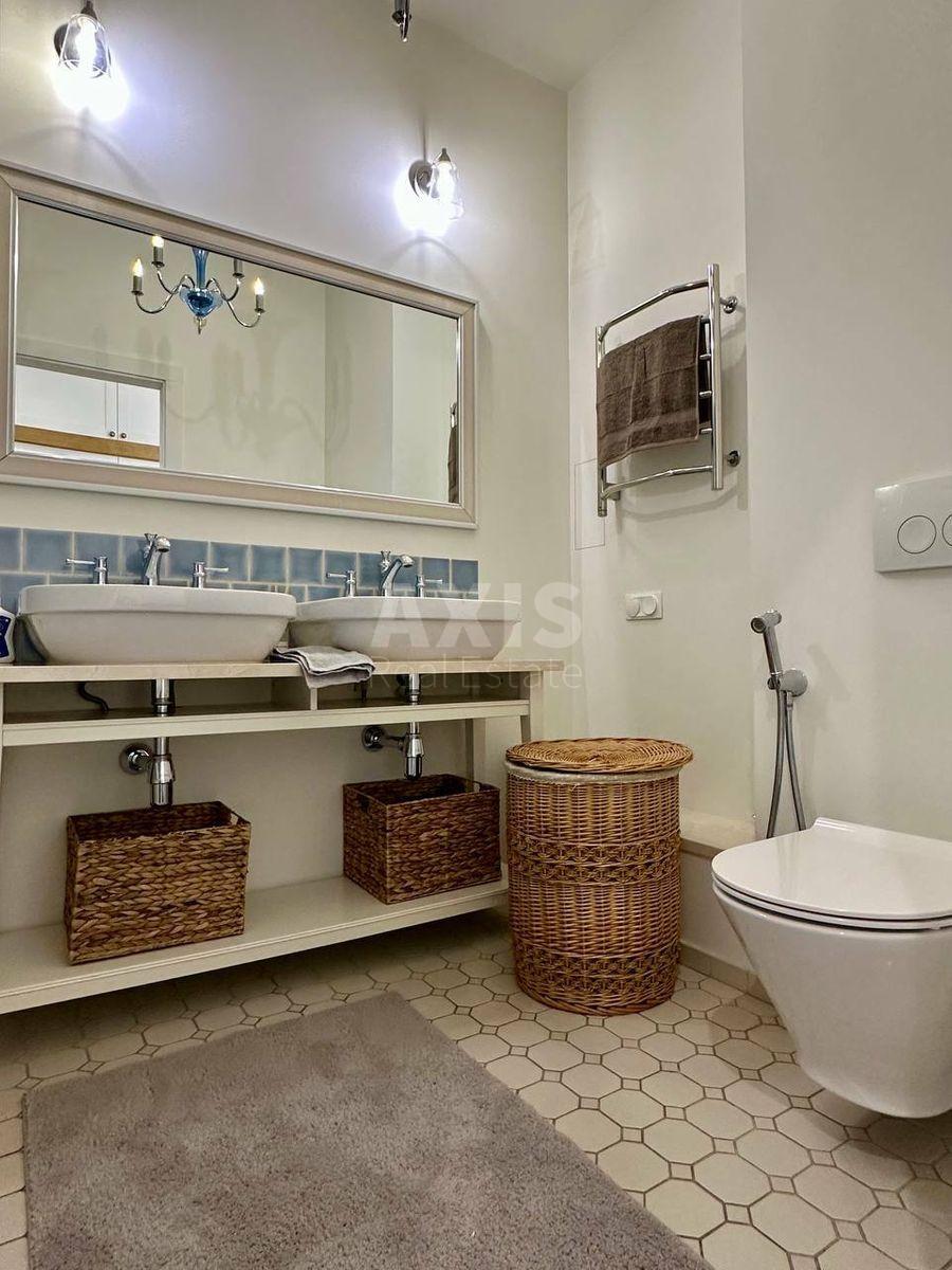 2k apartment vul. Spas'ka 3510