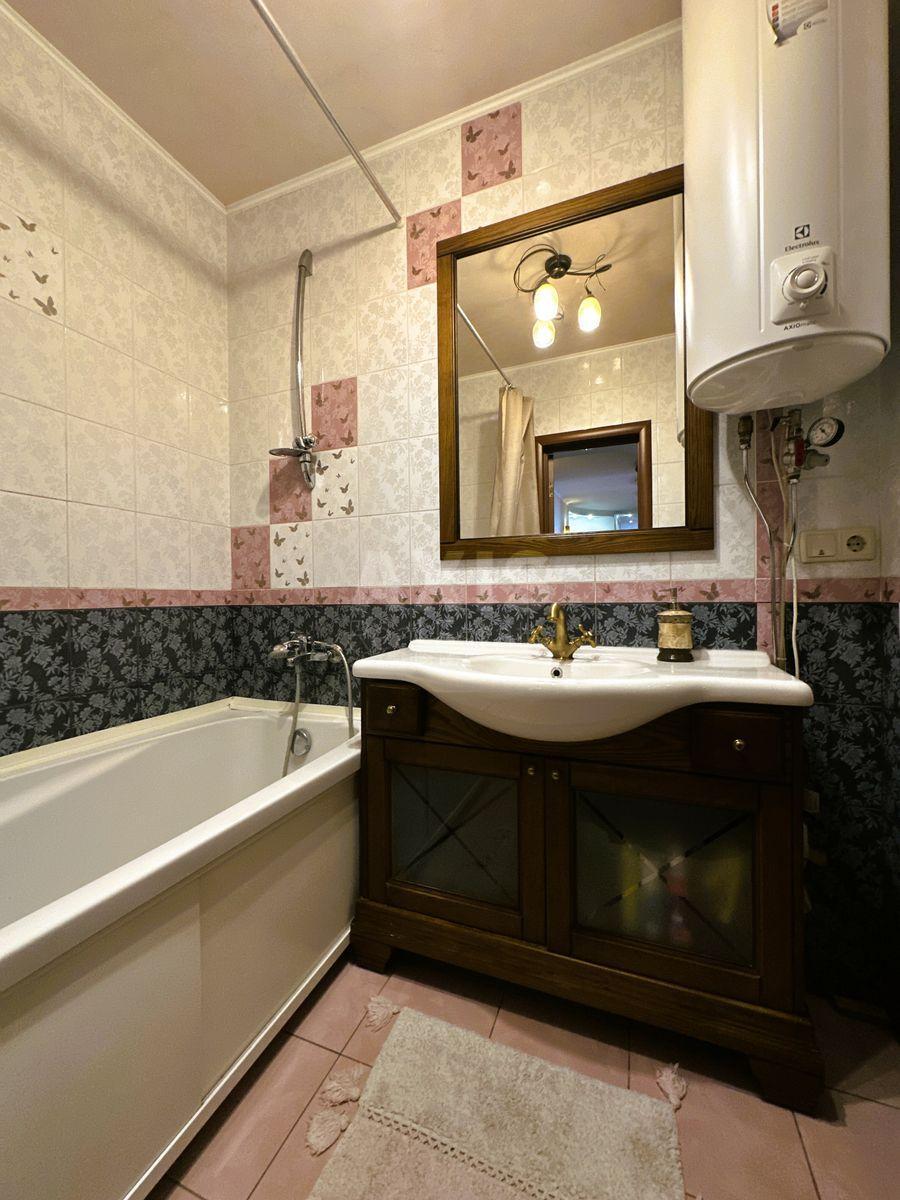 3k apartment vul. Yulia Zdanovska 46/15784113