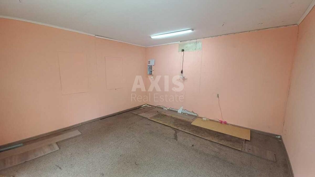 Trade object vul. Urlivs'ka 11/44, 20m23