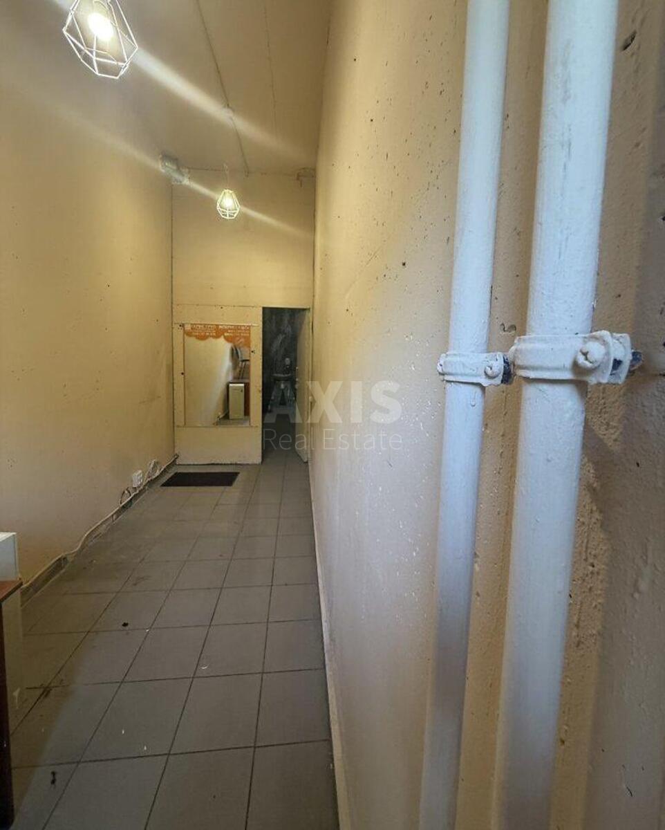 Service object prov. Lysogirs'kyj 20, 15m2635491