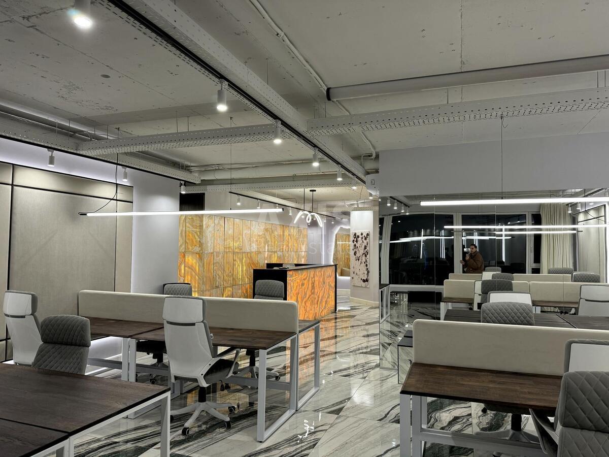 Office uzv. Klovs'kyj 7, 269m25933015