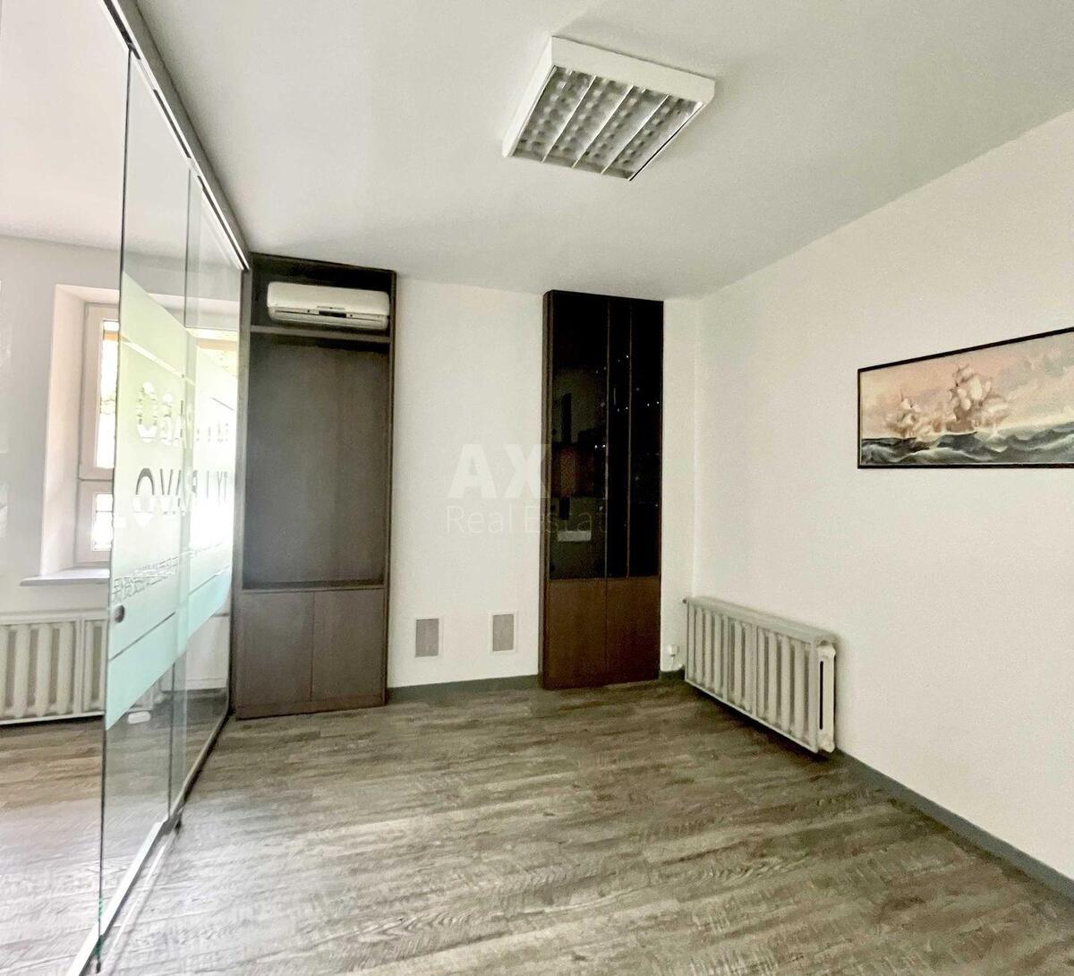 Office vul. Turgenjevs'ka 52/58, 150m2585463