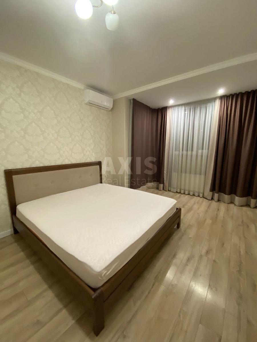 2k apartment vul. Mykytenka Ivana 27