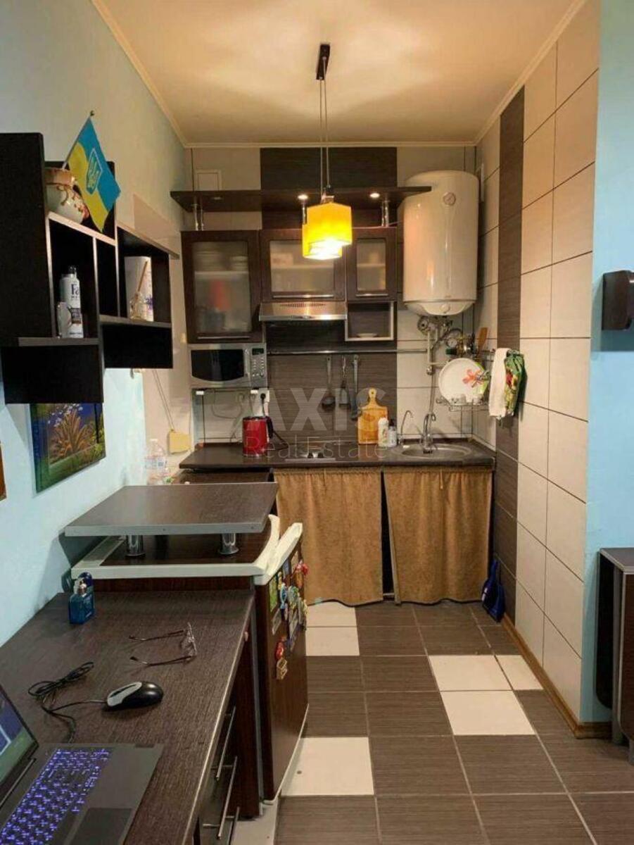 2k apartment vul. Kravchenka Mykoly 10/123