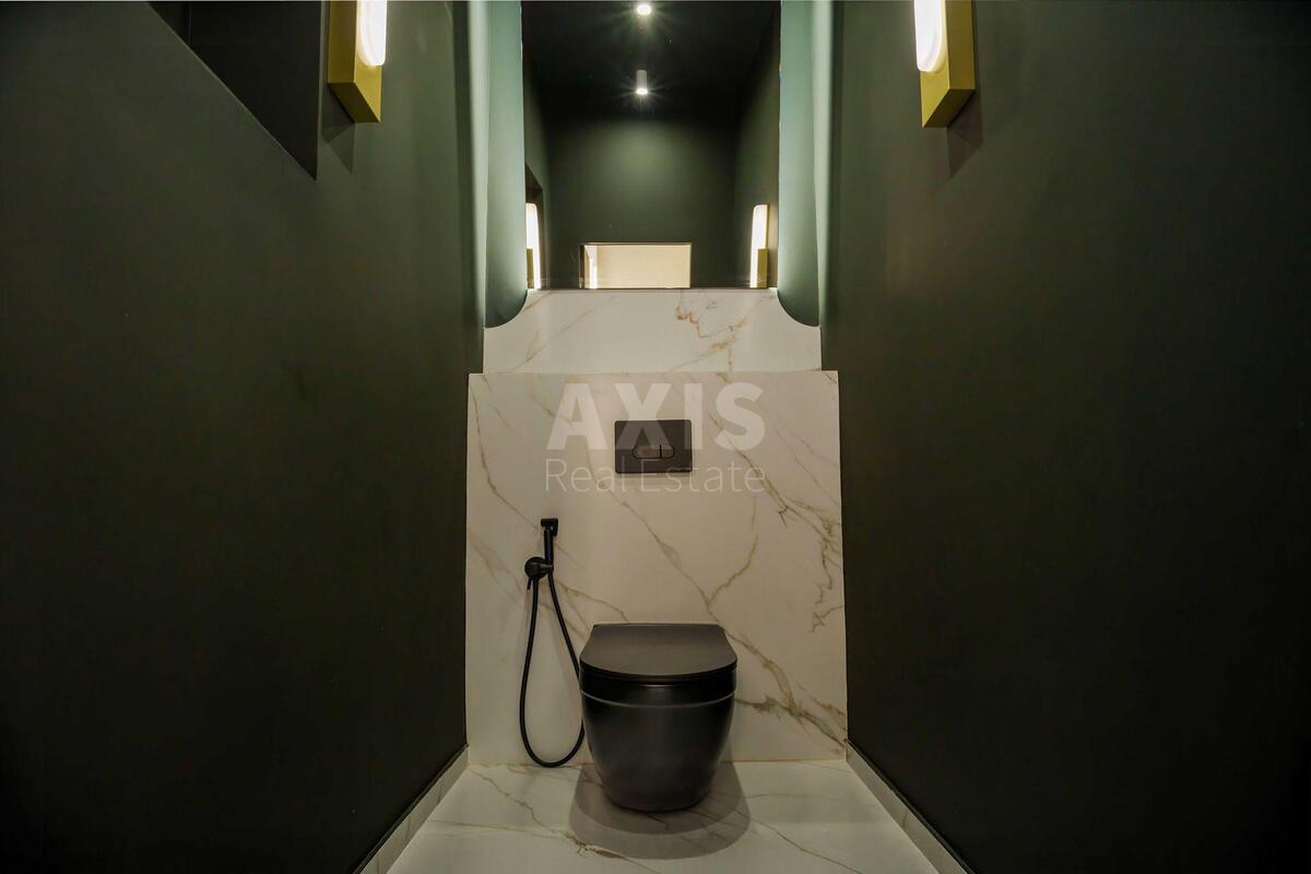 Office vul. Rustaveli Shota 22, 181m26312512