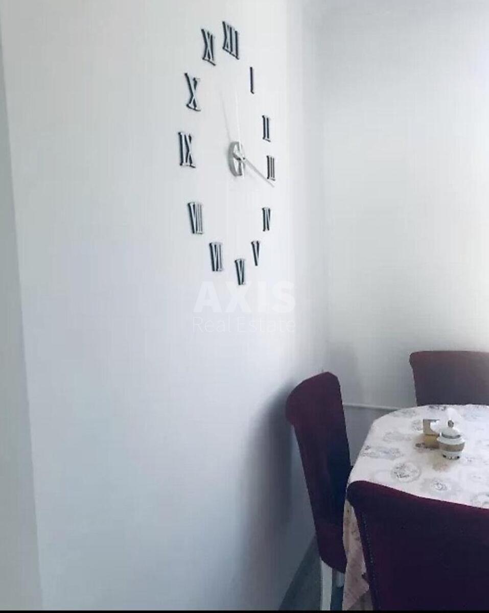 2k apartment rajon Prorizna vul., Svjatoshyns'kyj 63