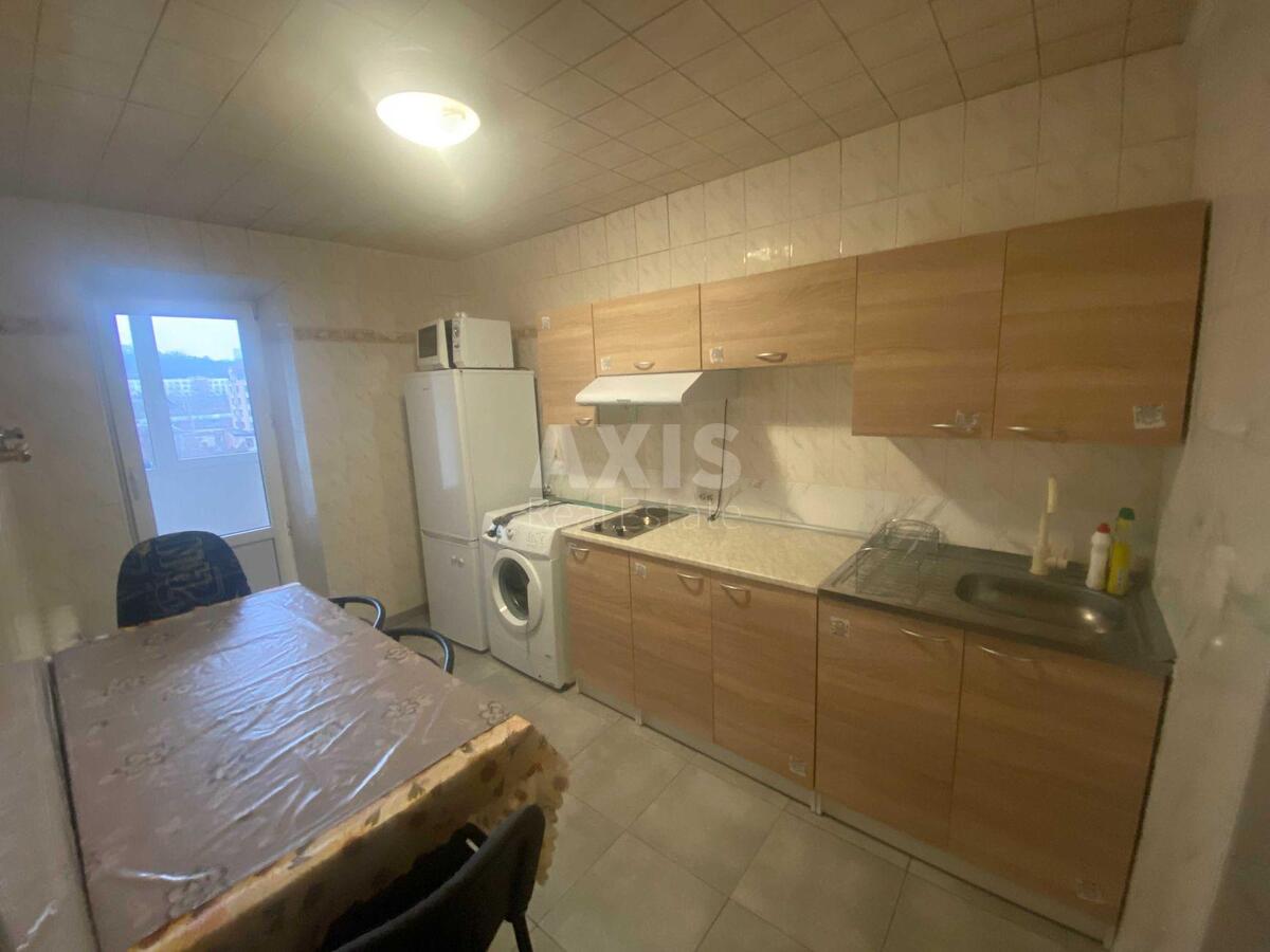 2k apartment vul. Antonovycha 880