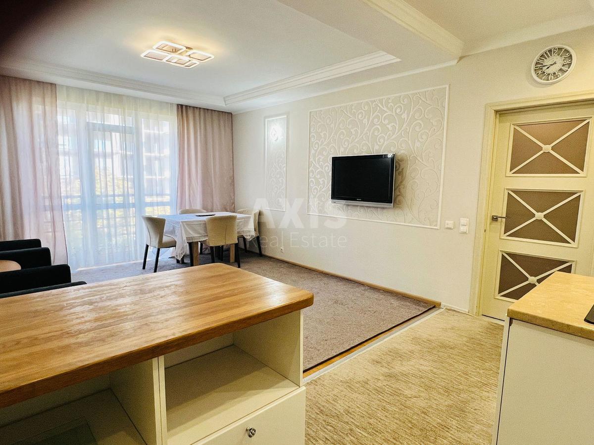 2к квартира ул. Заболотного Академика 1481