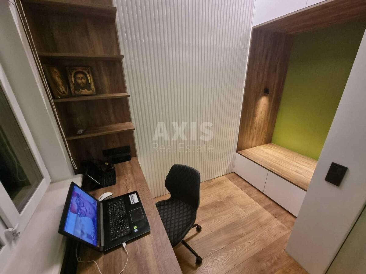 4k apartment vul. Nagirna 18/165