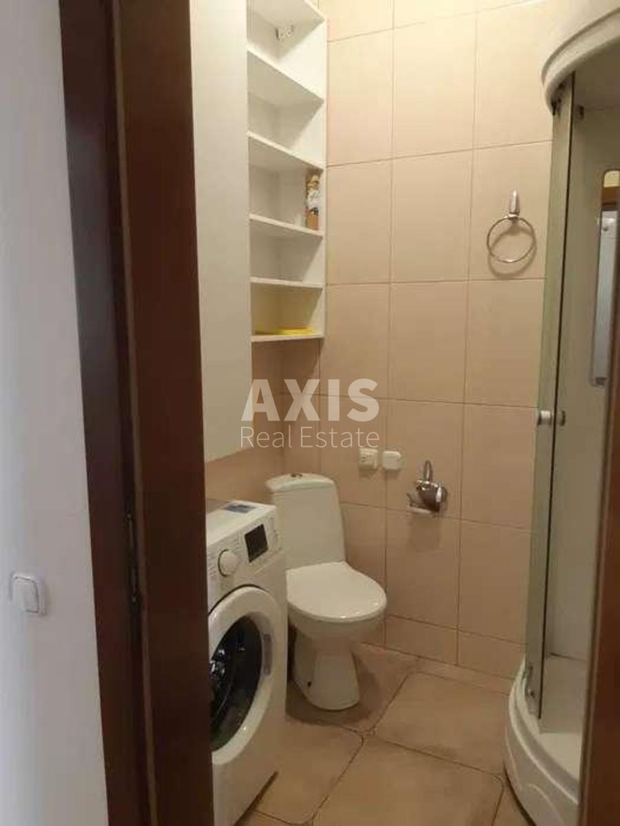 4к квартира пр-т Голосеевский 88329975