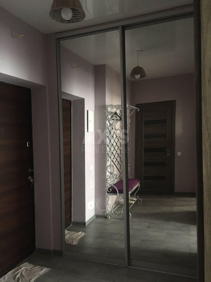 2k apartment vul. Metrologichna 11В565838