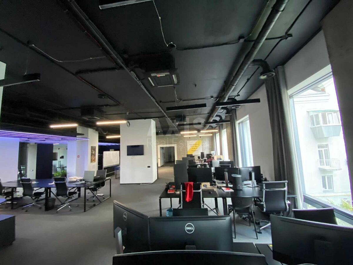 Офис ул. Антоновича 74, 680м2611954