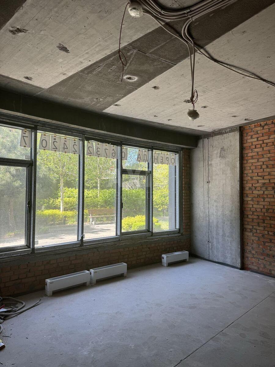 Объект торговли ул. Бусловская 12, 75м2612291