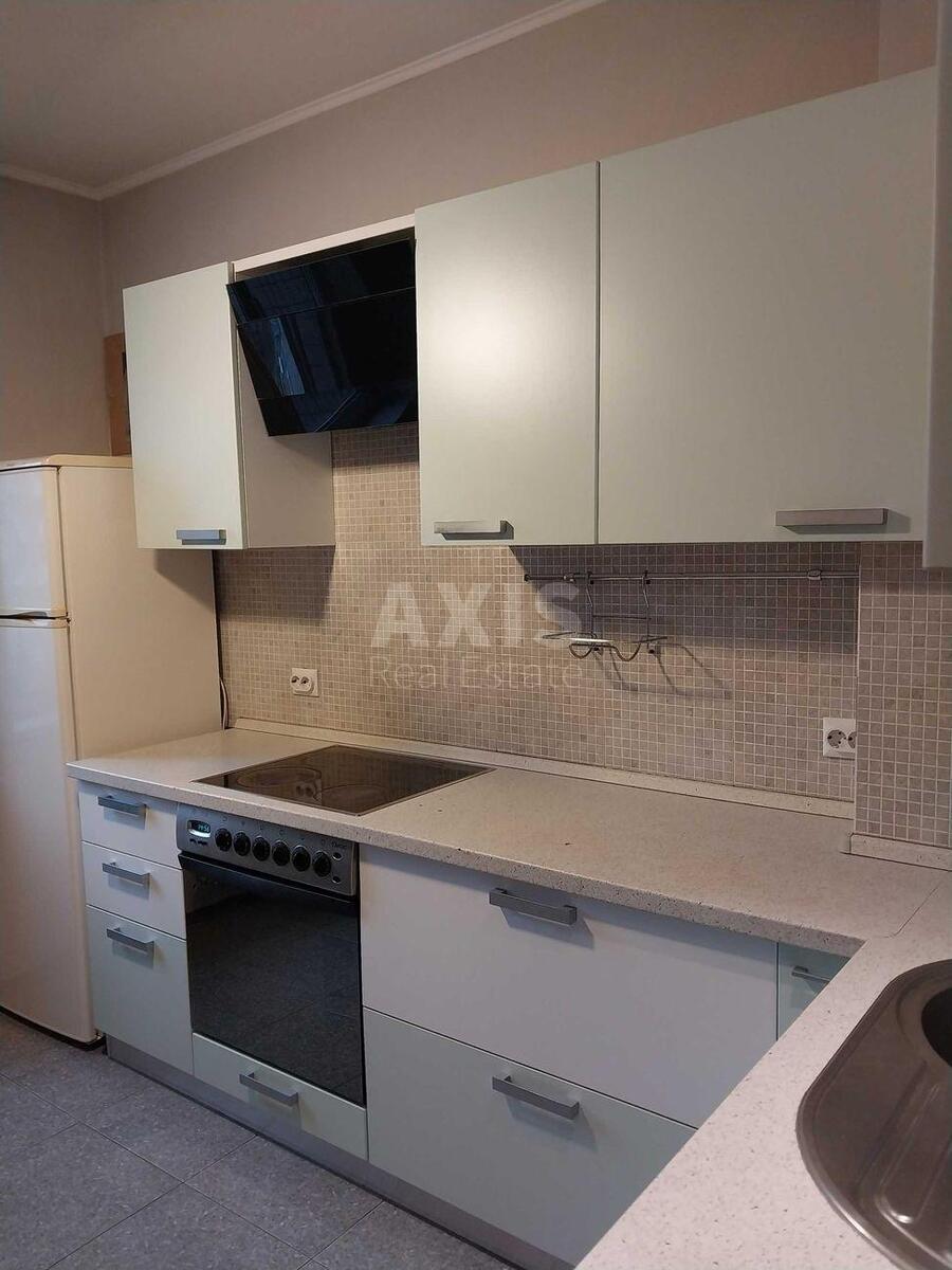 3k apartment vul. Geroi'v Dnipra 38