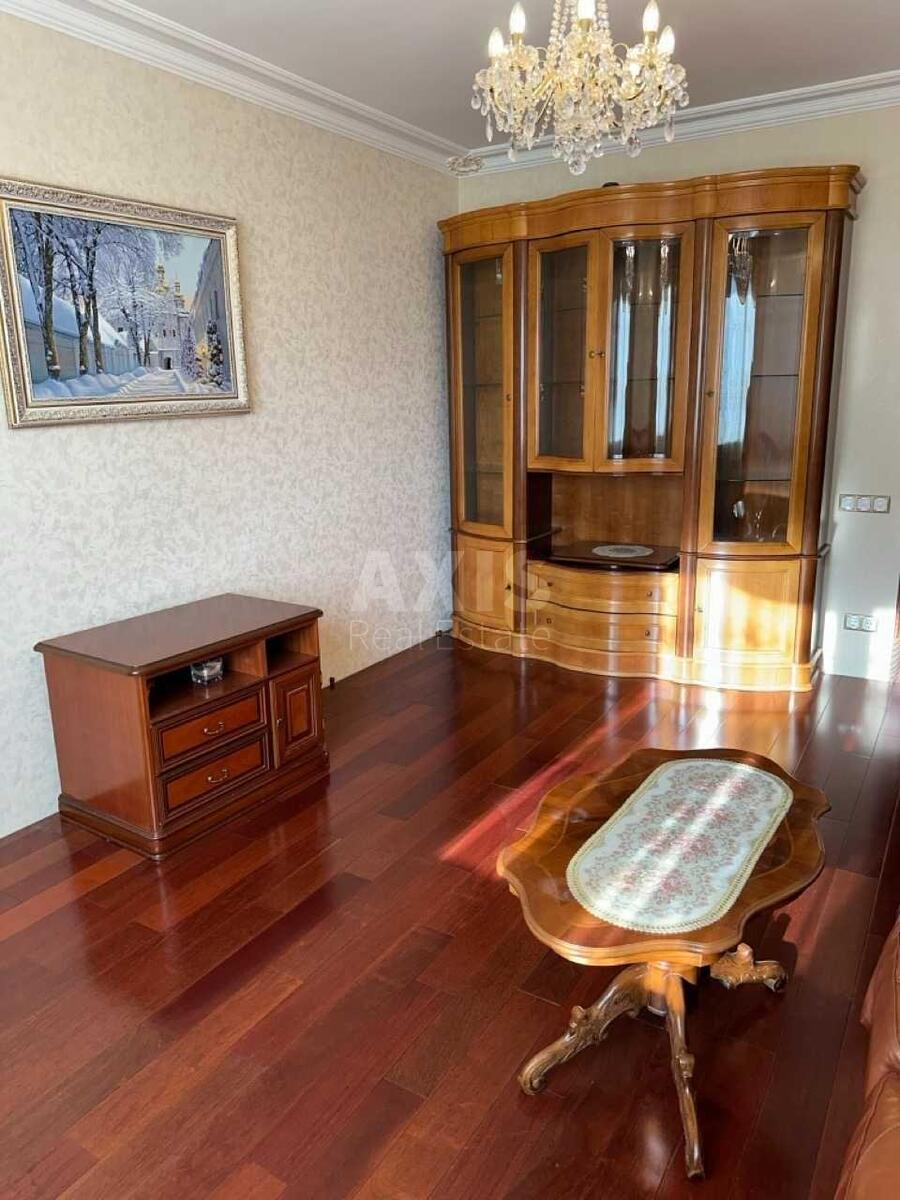 2к квартира ул. Скрипника Николая 626427