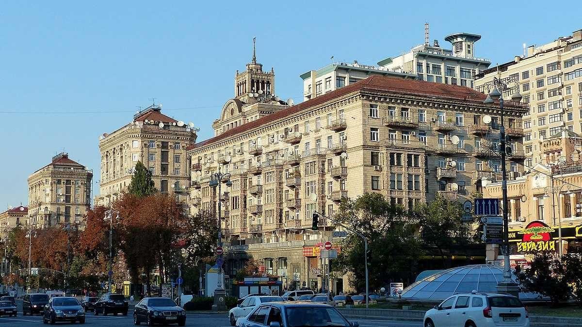 2к квартира бул. Дружбы Народов 14/16