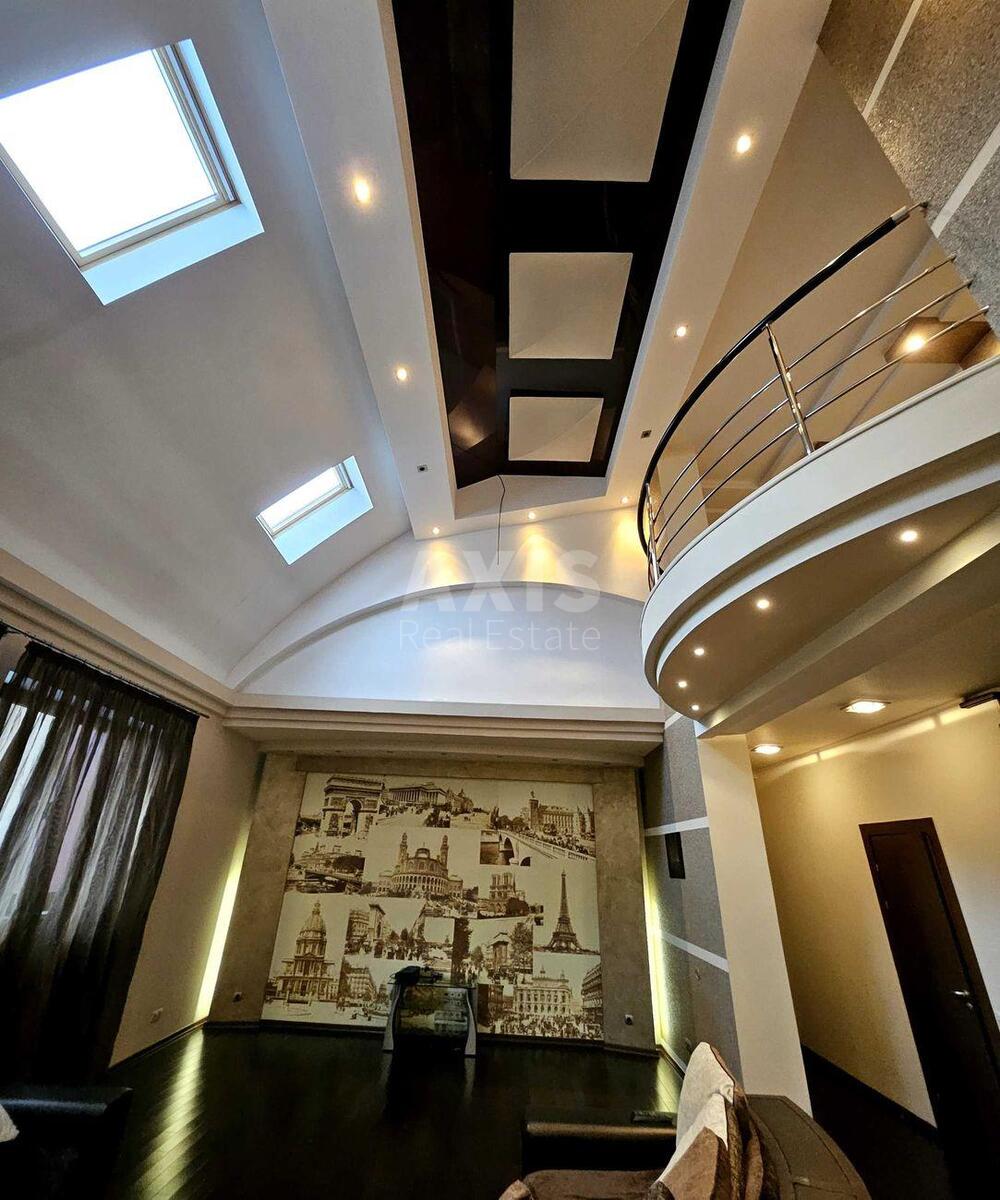 3k apartment vul. Jevgena Konoval'cja 32Б1