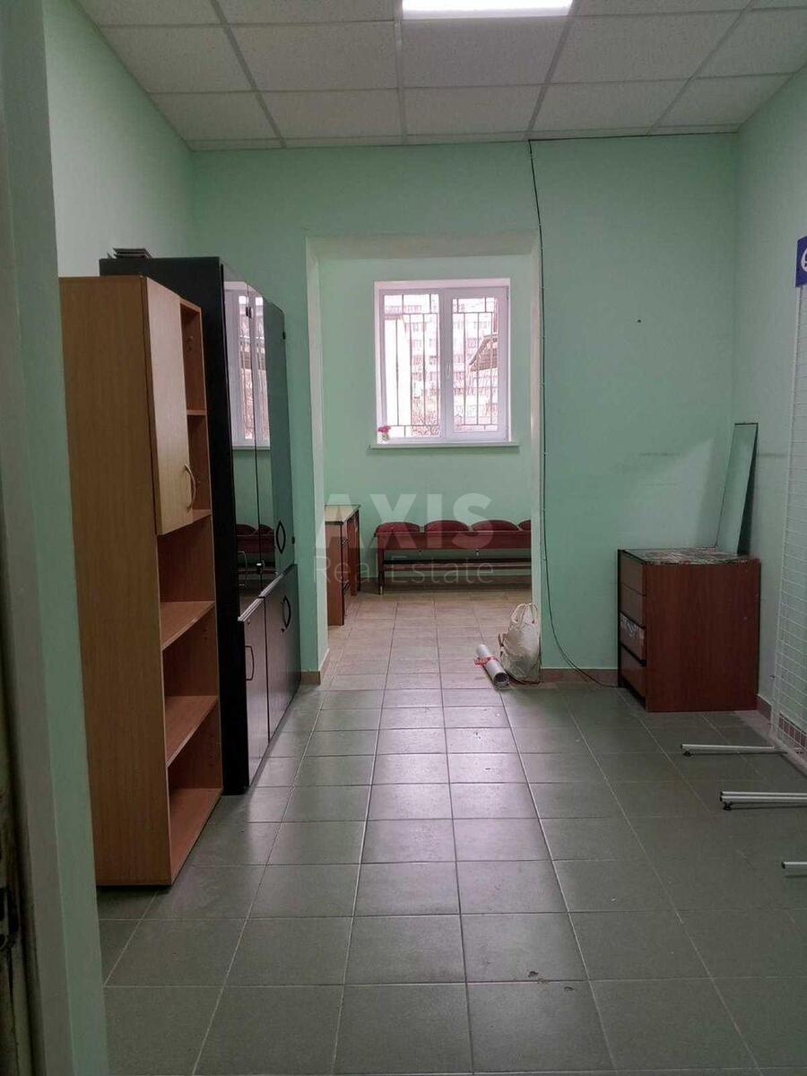 Объект торговли ул. Ахматовой Анны 14А, 114м2617136