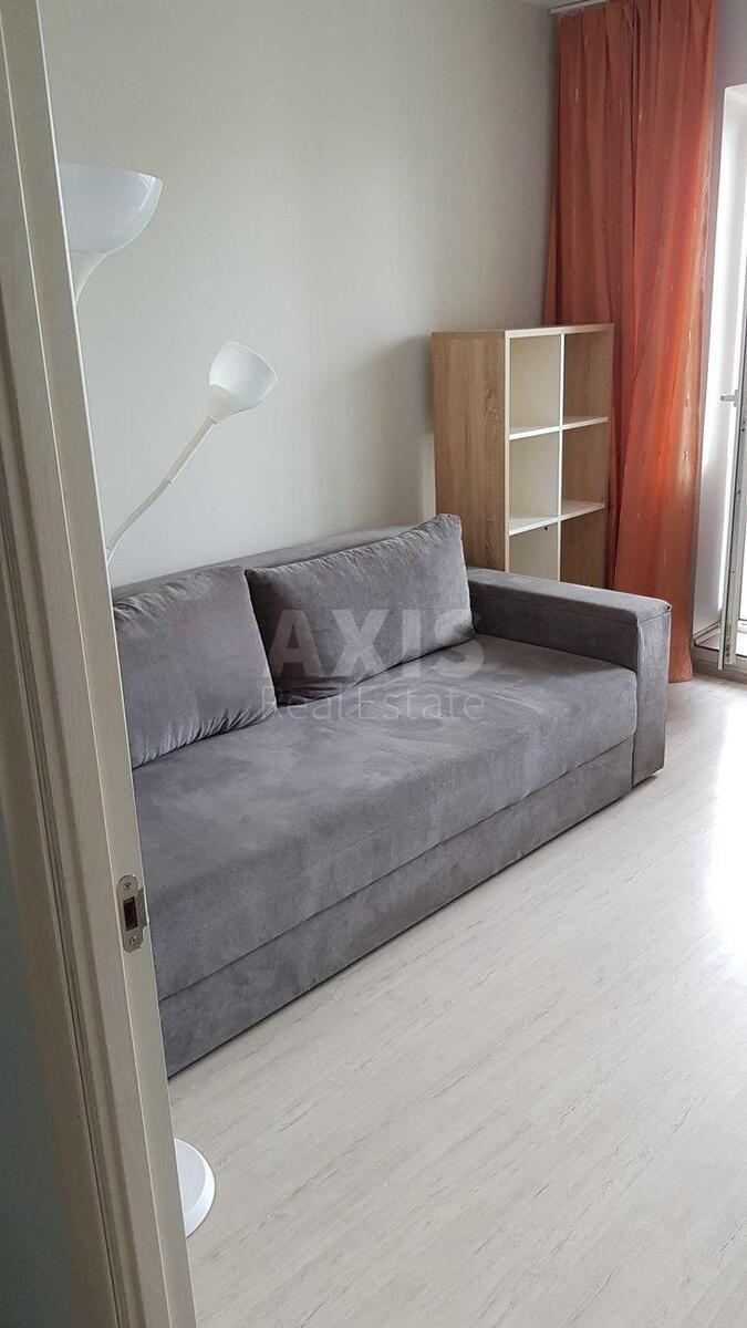 2к квартира ул. Бурмистенко 12577353