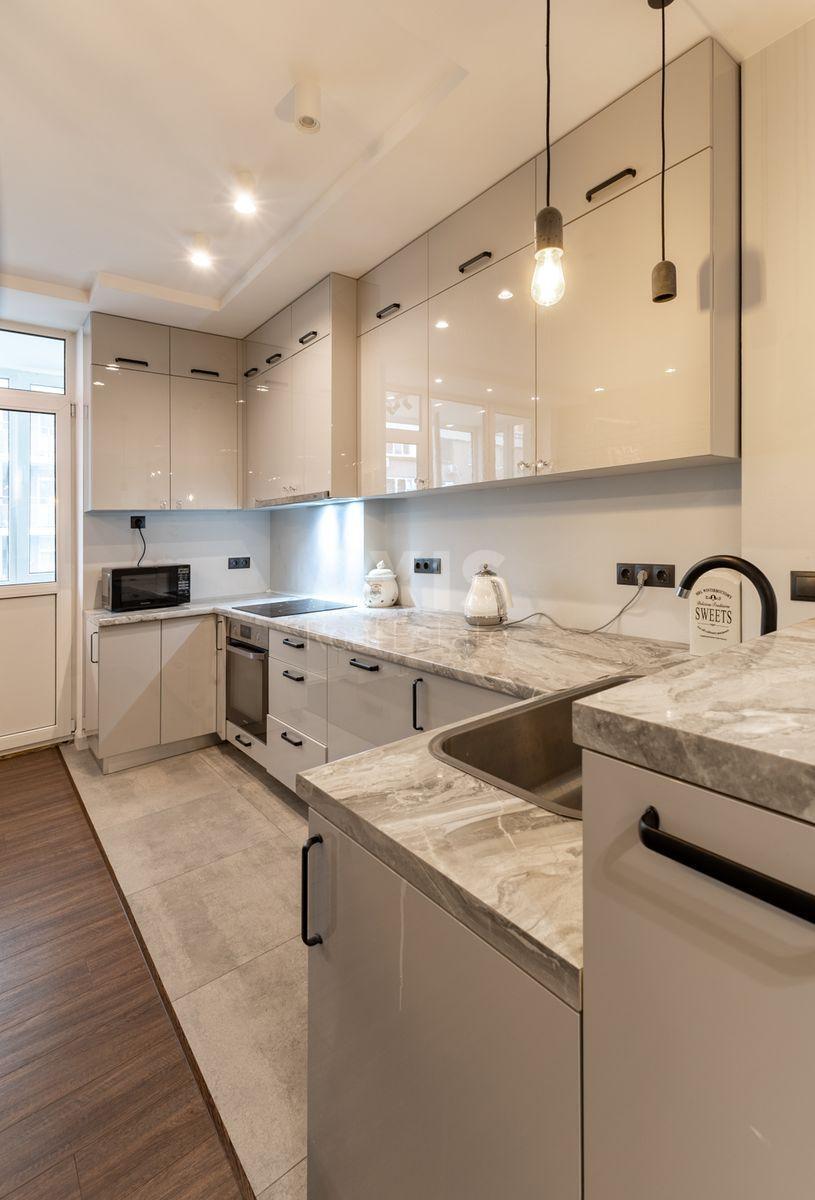 4k apartment vul. Yulia Zdanovska 46/1578420