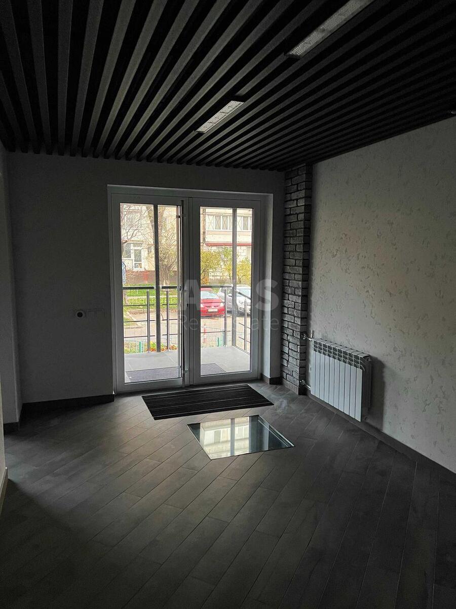 Trade object vul. Gajdaj Zoi' 12/10, 35m2595772