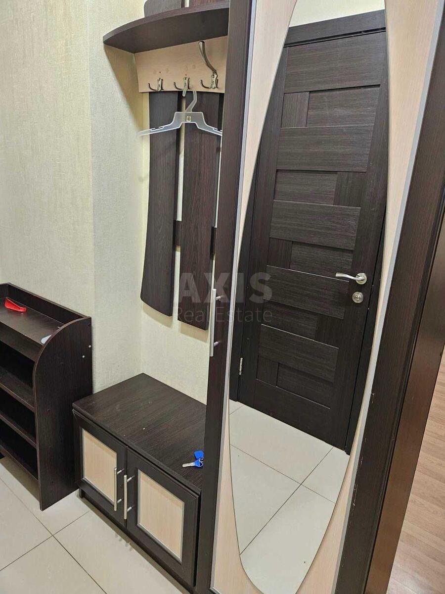 2k apartment vul. Kondratjuka Jurija 59