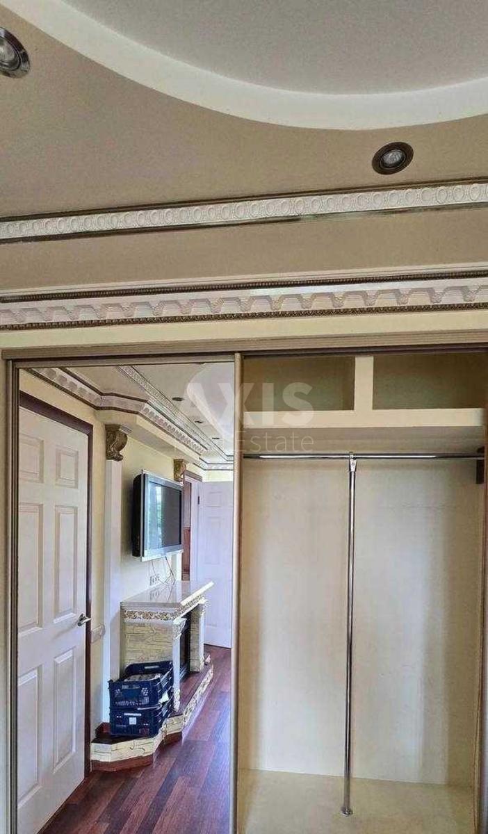 2k apartment vul. Bojchenka Oleksandra 151