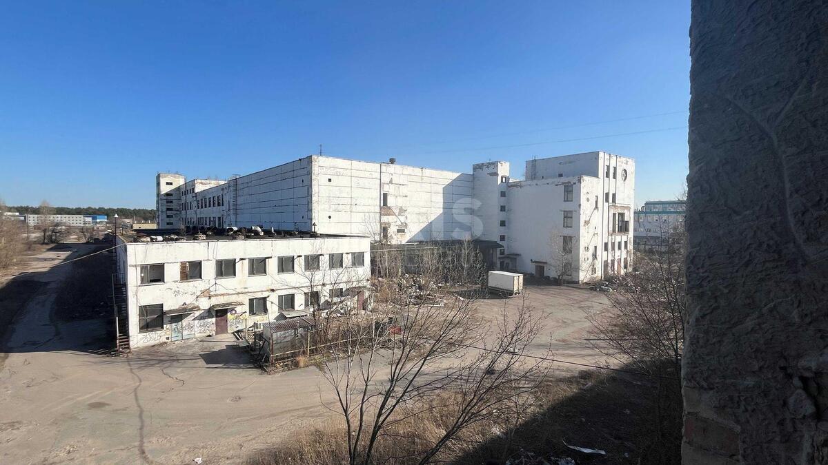 Об'єкт сервісу вул. Зрошувальна 5, 1300м2