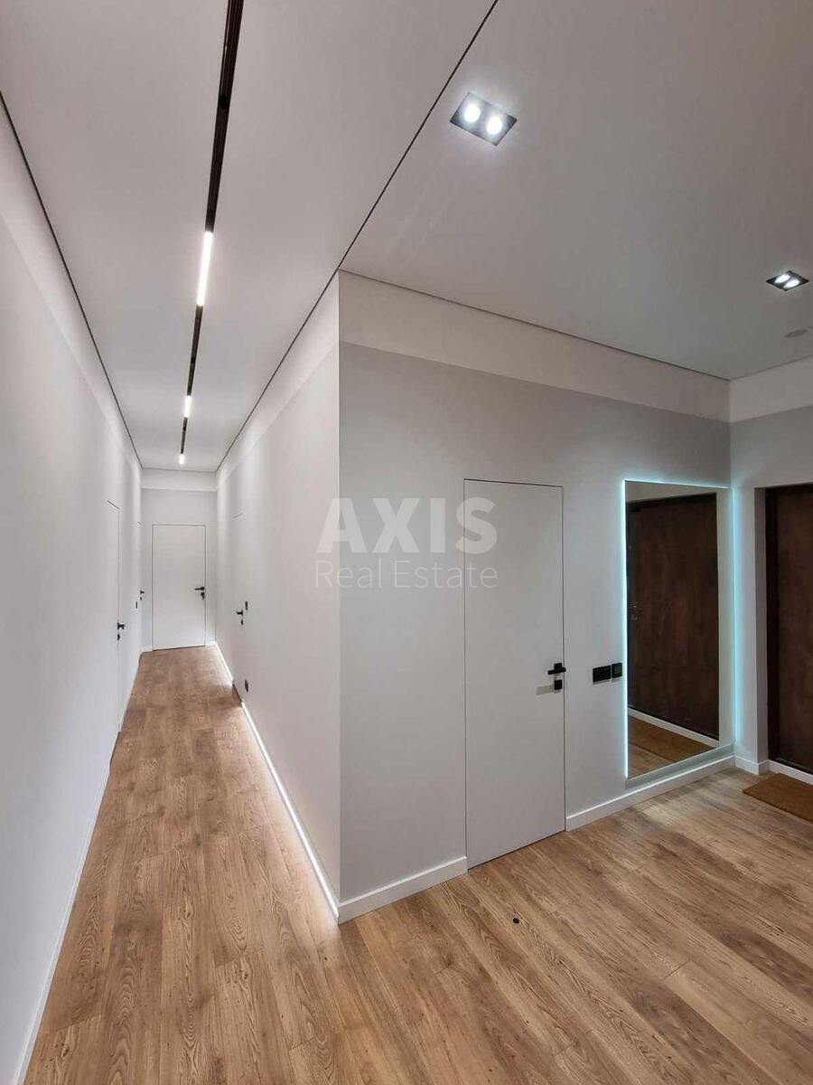 4k apartment vul. Nagirna 18/162
