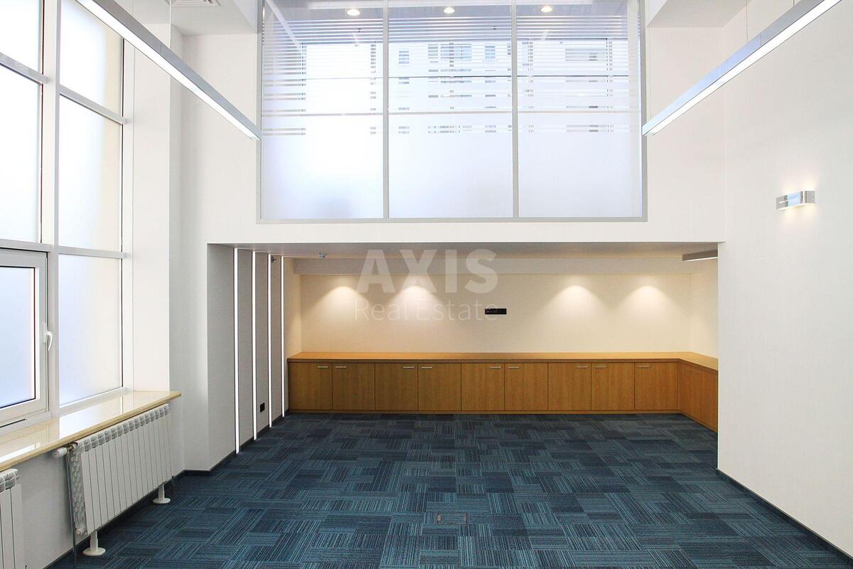 Office vul. Jevgena Konoval'cja 44А, 395m2600558