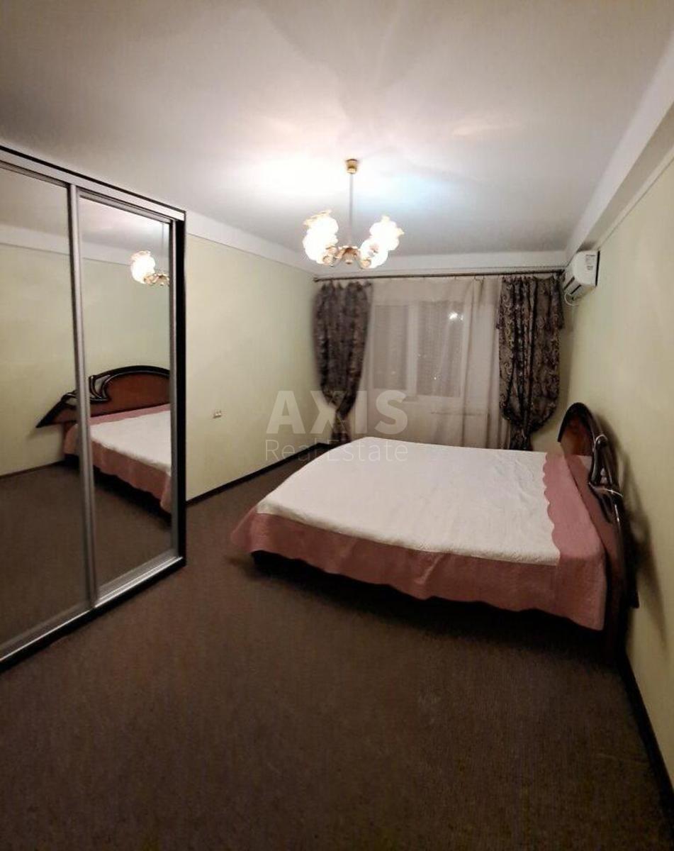 1k apartment pr-t Geroi'v Stalingrada 70