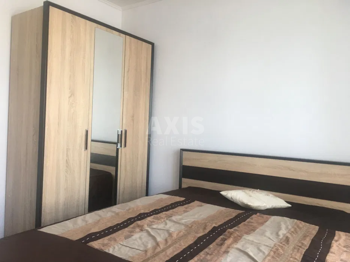 2к квартира ул. Чавдар Елизаветы 215