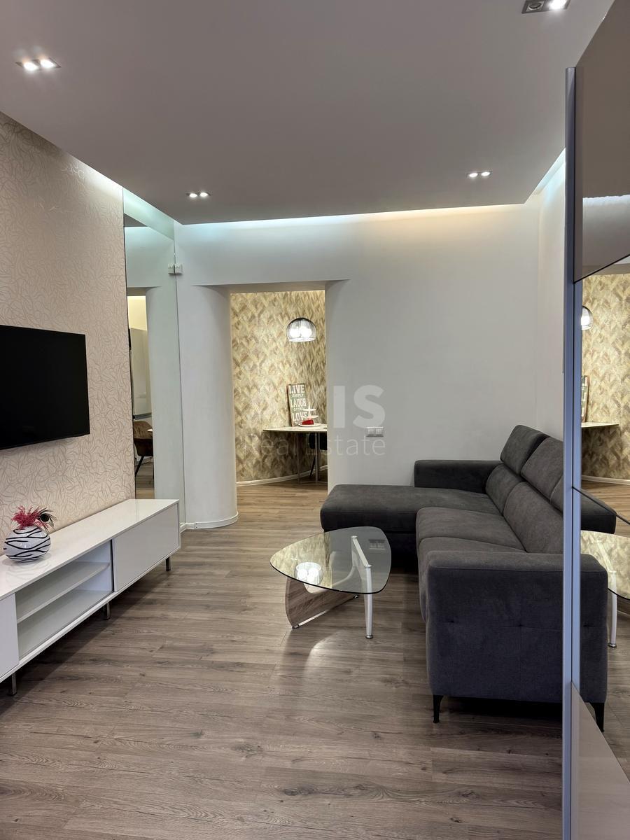 2к квартира ул. Крещатик 13615433