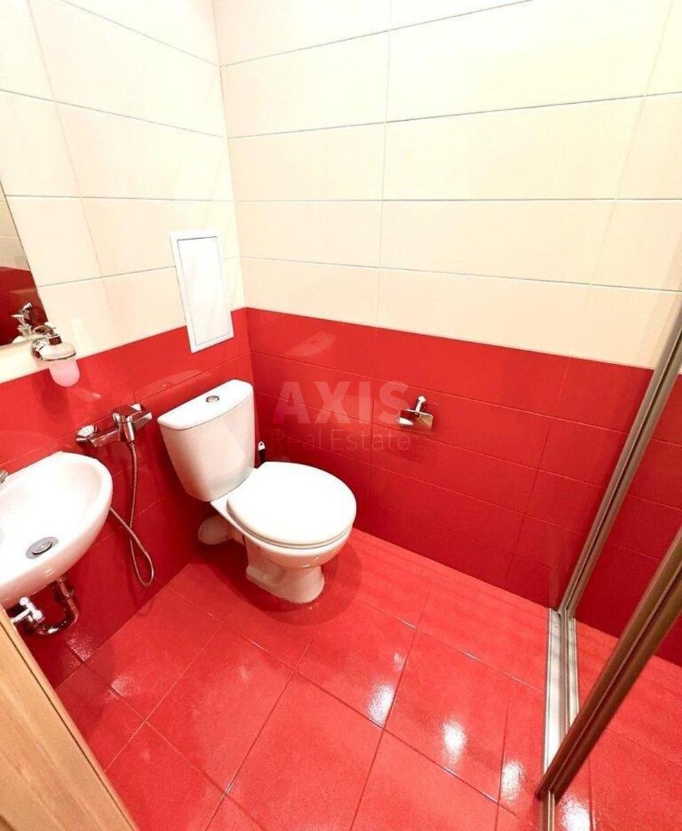2k apartment vul. Yulia Zdanovska 46/17