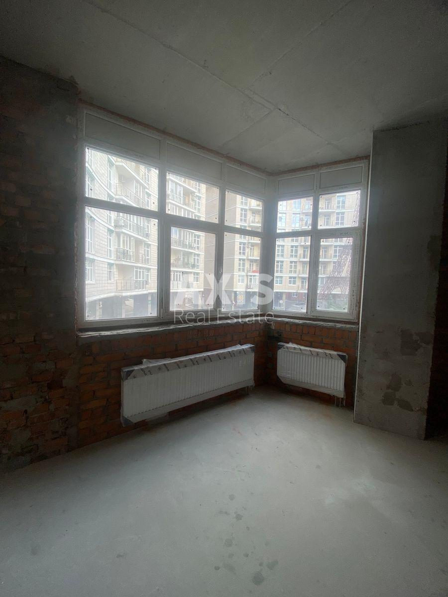 4k apartment vul. Barbjusa Anri 52/10