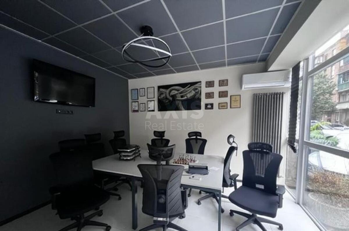 Офіс вул. Набережно-Хрещатицька 35В, 200м2609892