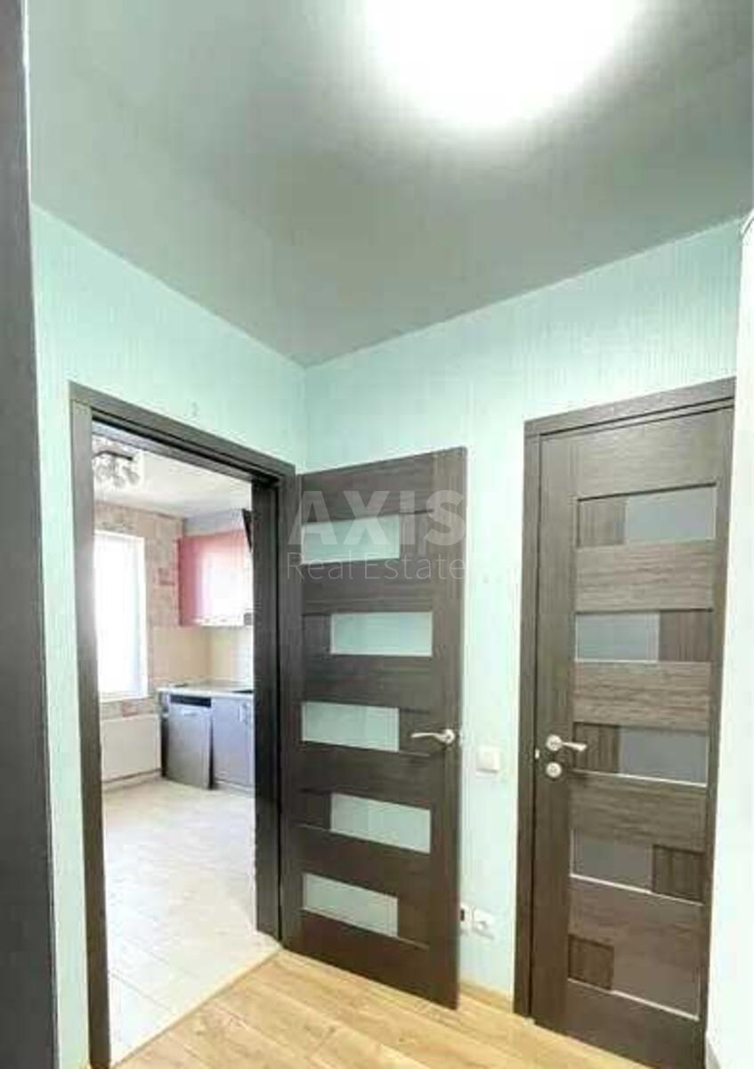 1k apartment vul. Doncja Myhajla 2Б5