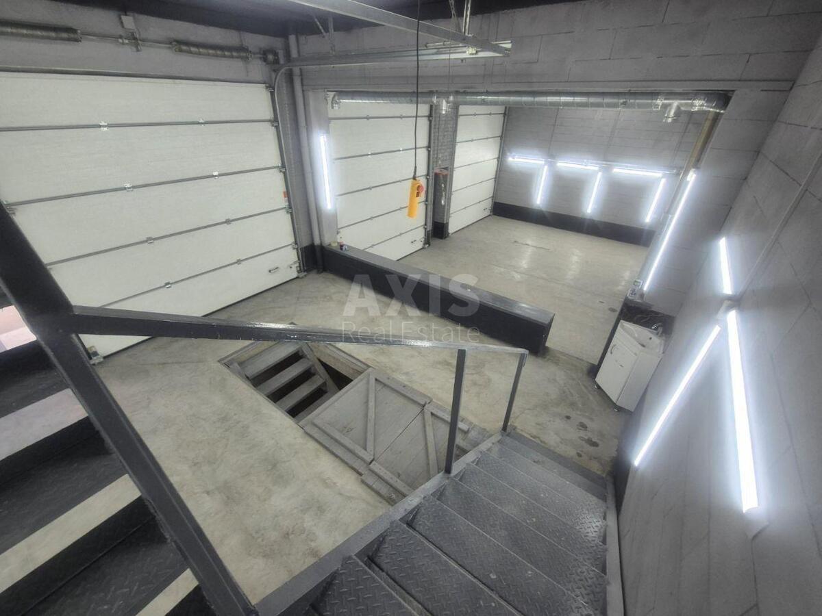 Service object dor. Velyka Kil'ceva 4, 280m2625168