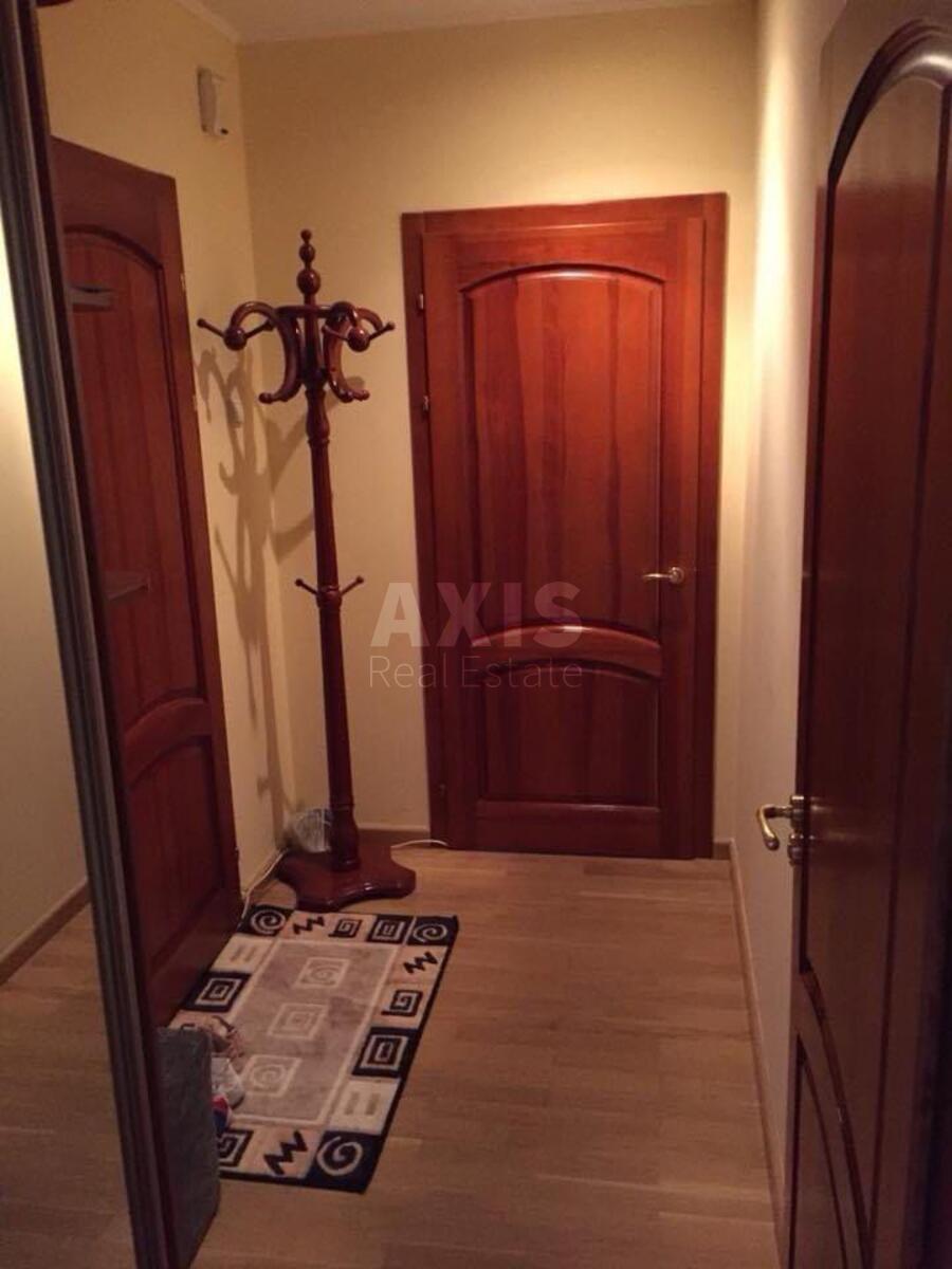 2k apartment vul. Bal'zaka Onore de 81/1618305