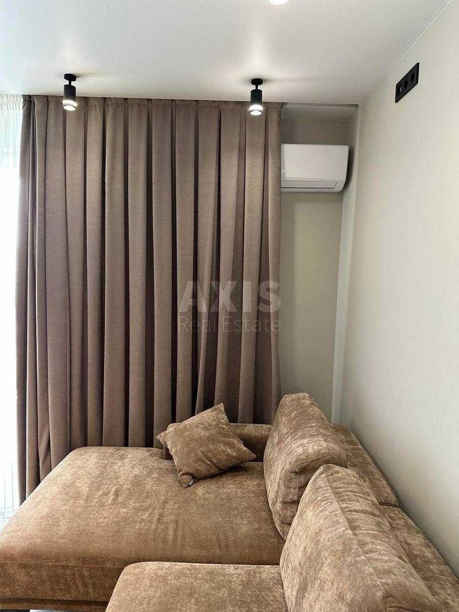 3k apartment vul. Vil'jamsa Akademika 4/6574862