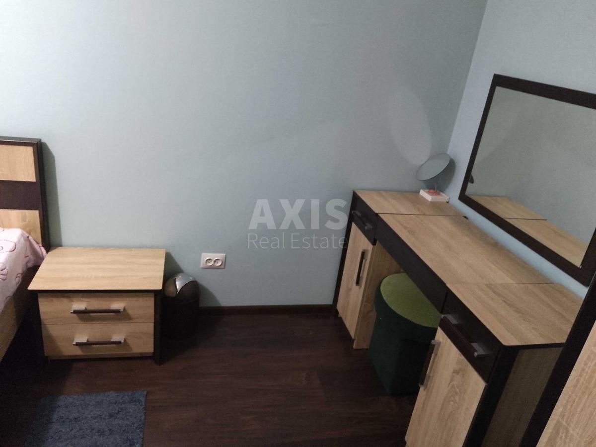 3k apartment vul. Zdolbunivs'ka 132