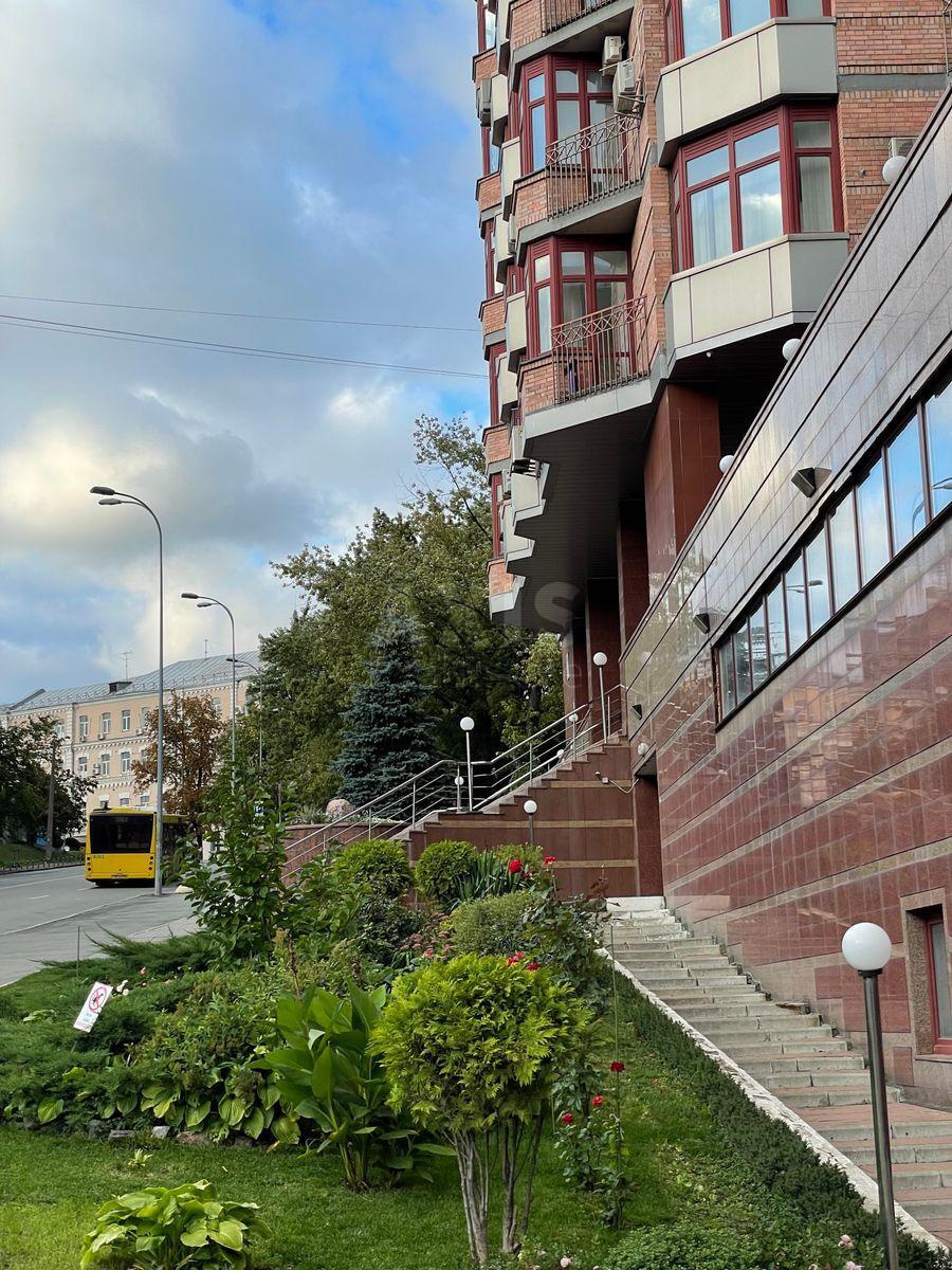 3k apartment vul. Ljuterans'ka 21