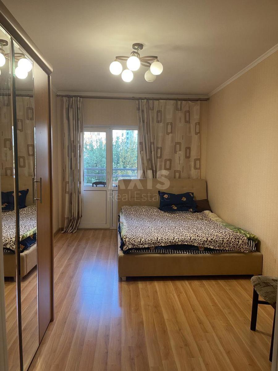 2к квартира ул. Большая Китаевская 10