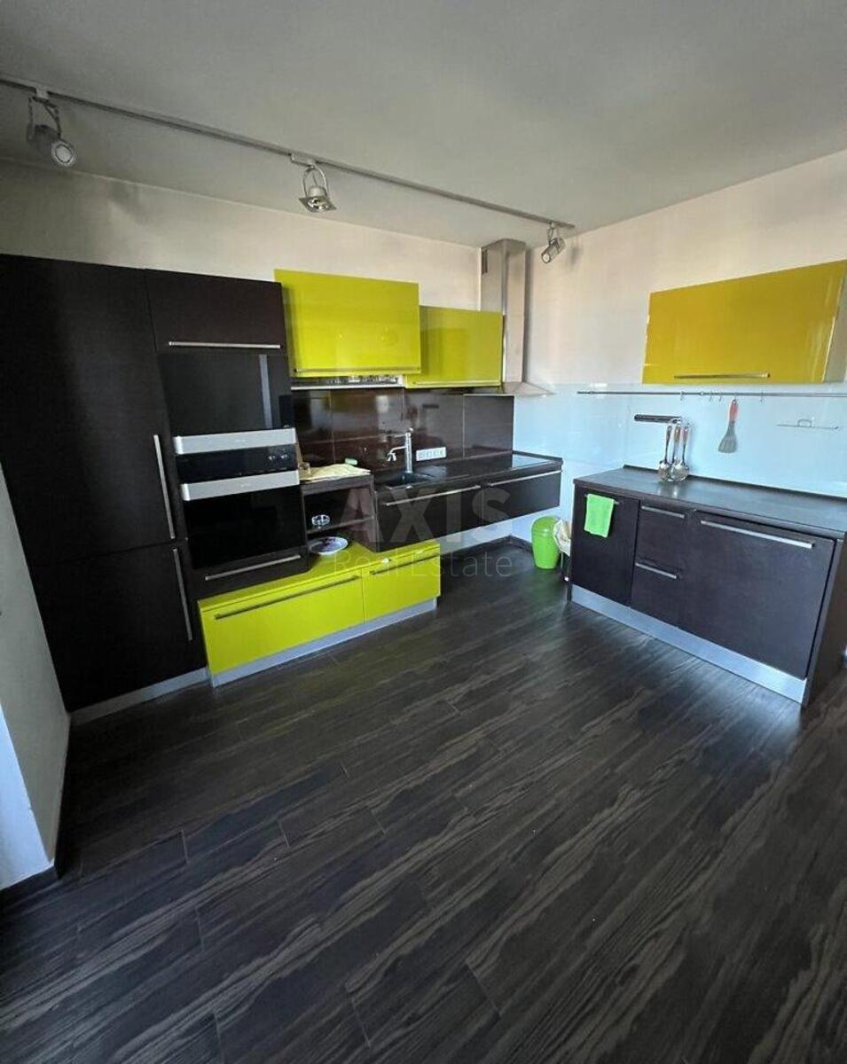 3k apartment vul. Malokytai'vs'ka 49