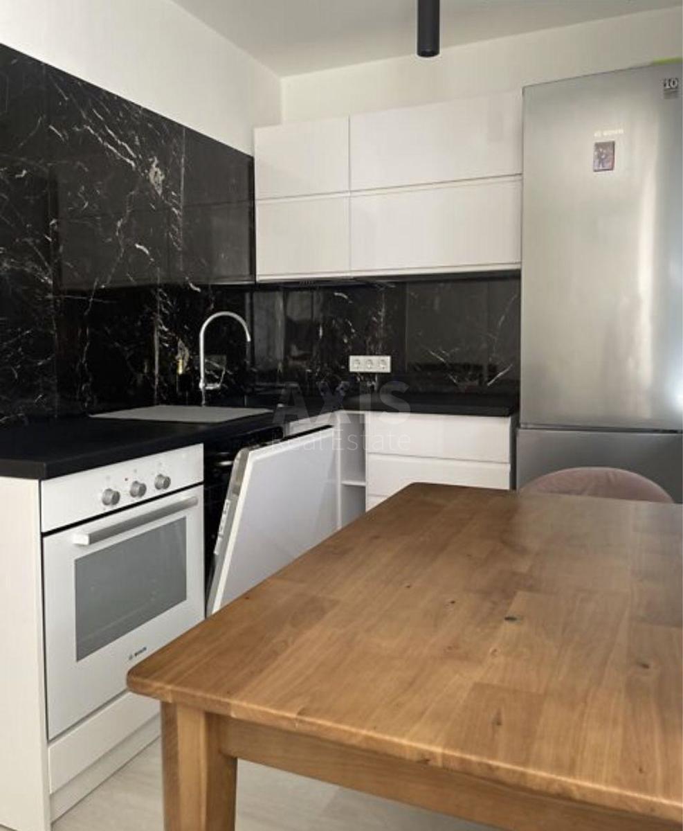 1k apartment vul. Get'mana Vadyma 290