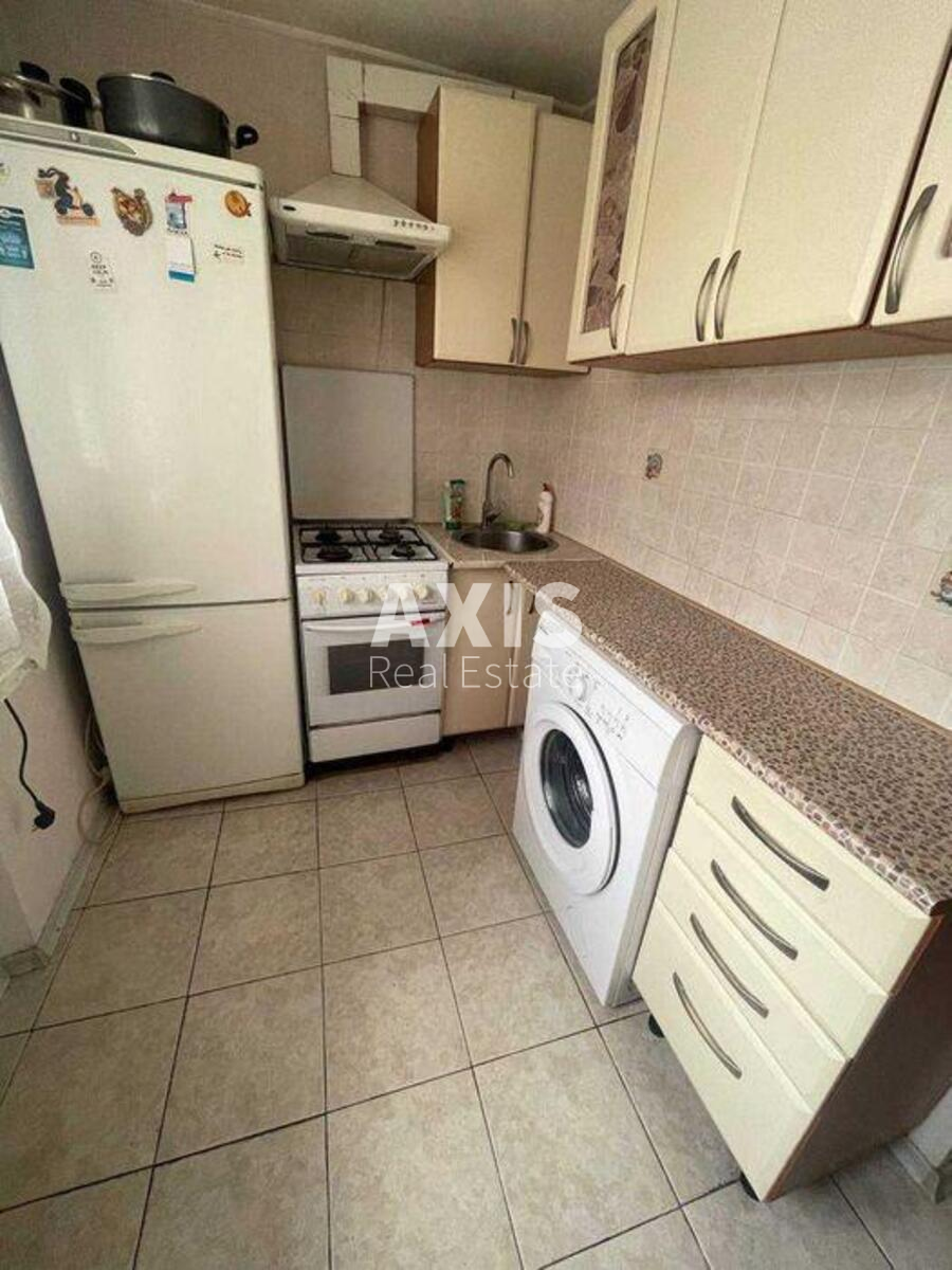 3k apartment vul. Velyka Vasyl'kivs'ka 1360