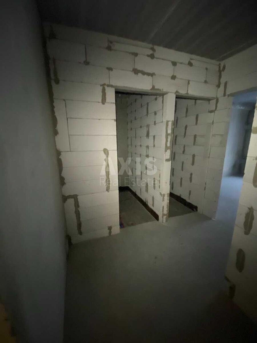 2k apartment vul. Myhajla Maksymovycha 2410